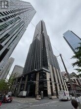 Building Photo - 11 Yorkville Ave