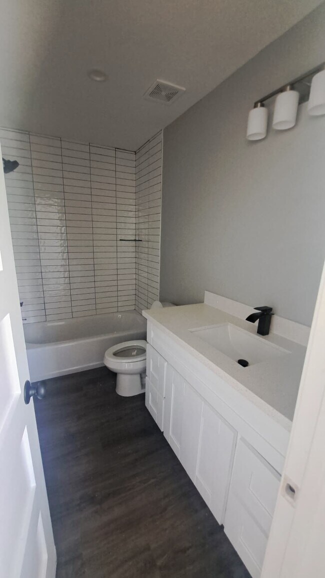 Foto del edificio - 9806 Fillmore St