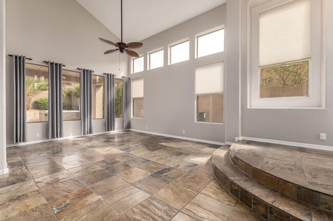 Building Photo - 7690 E San Fernando Dr