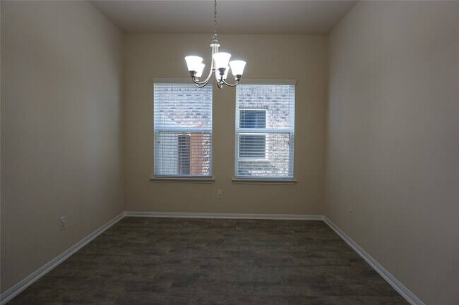 Foto del edificio - 10615 Chestnut Path Way