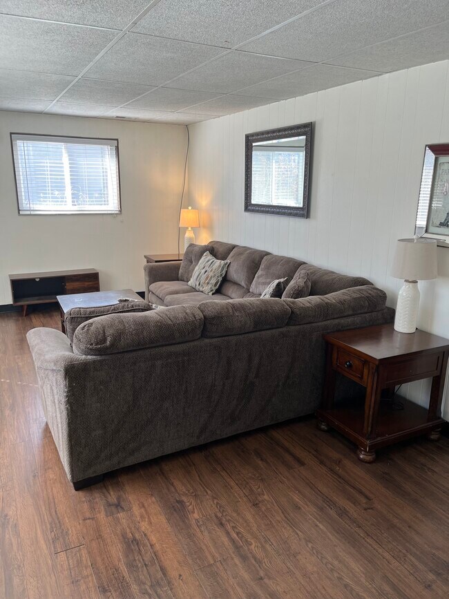 Foto del edificio - 144 Hillcrest St