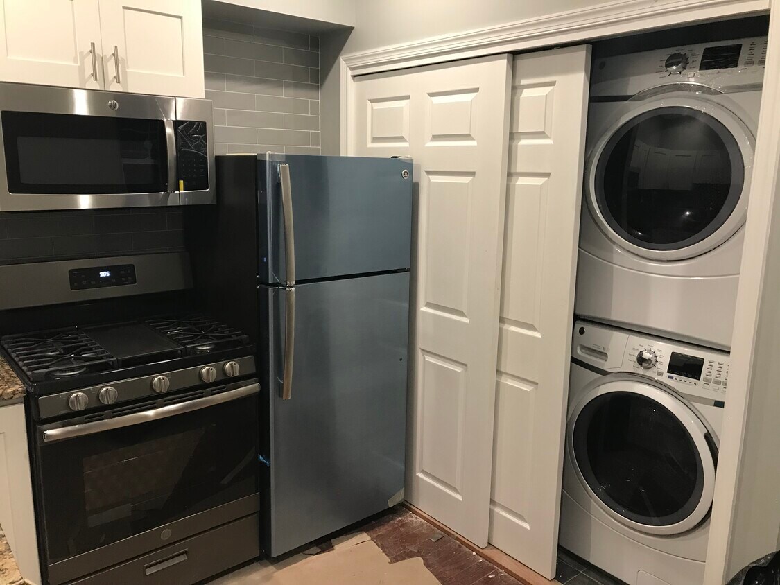 Primary Photo - 202 N 9th St
