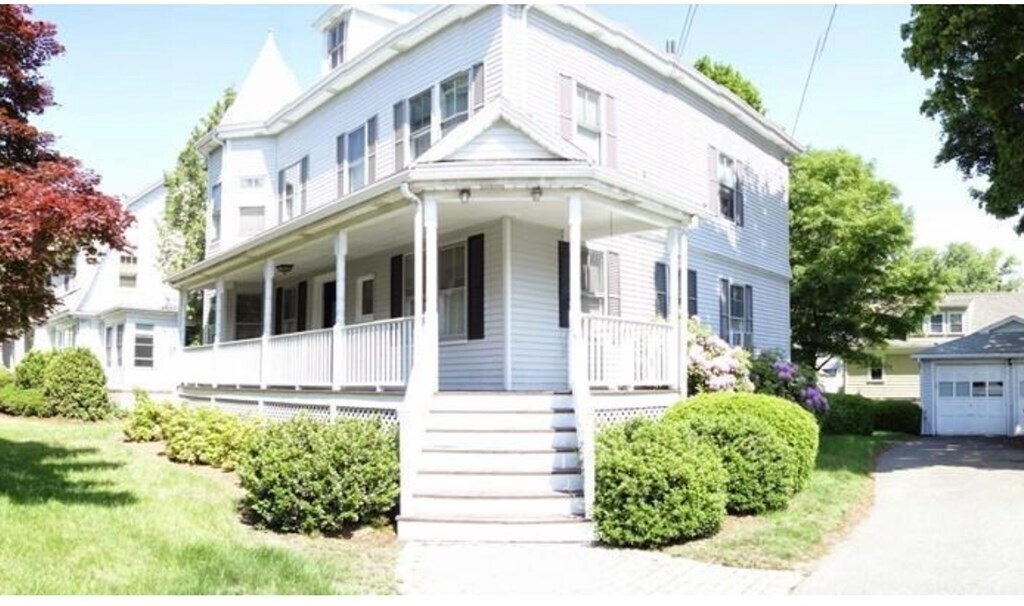 Primary Photo - 885 Belmont St