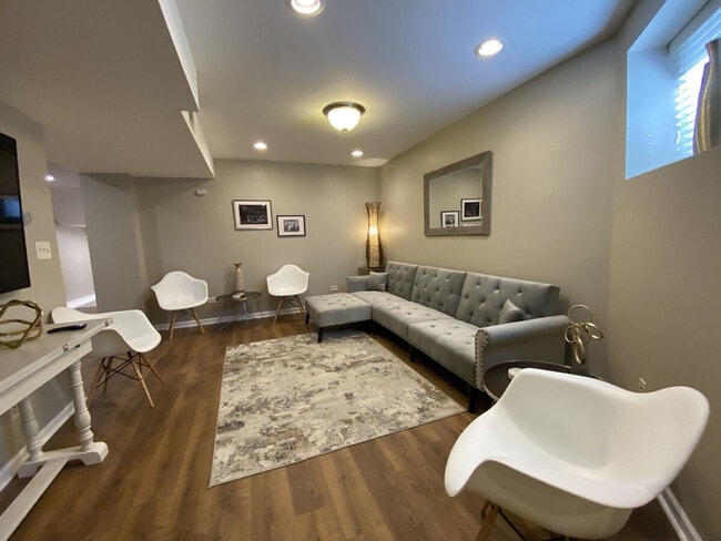 Foto del edificio - 2618 N Fremont St