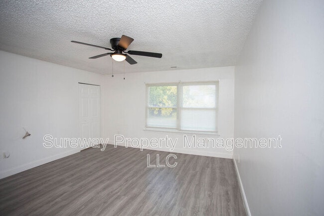 Building Photo - 810 Winding Way