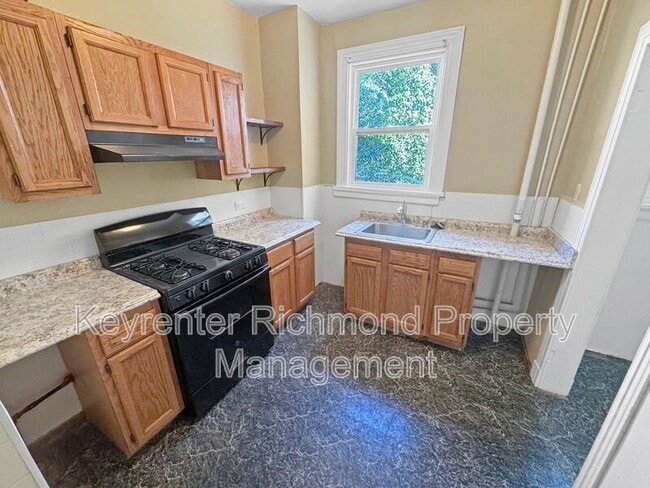 Foto del edificio - 2806 Hawthorne Ave