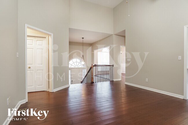 Foto del edificio - 5612 Elliot Cir