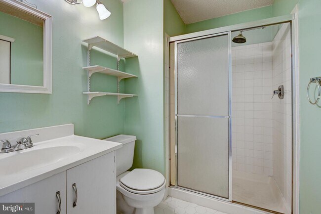 Building Photo - 86 Drewes Ct