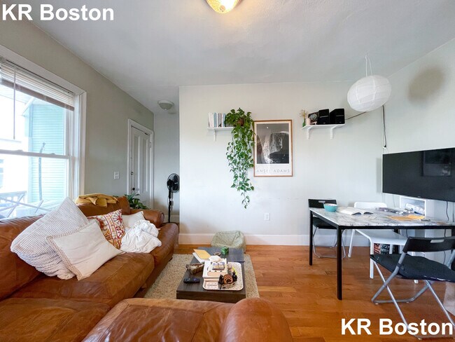 Foto del edificio - 1271 Cambridge St