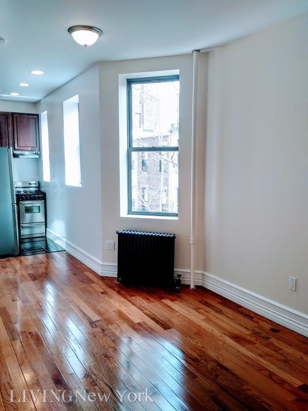 Foto del edificio - 53 W 105th St