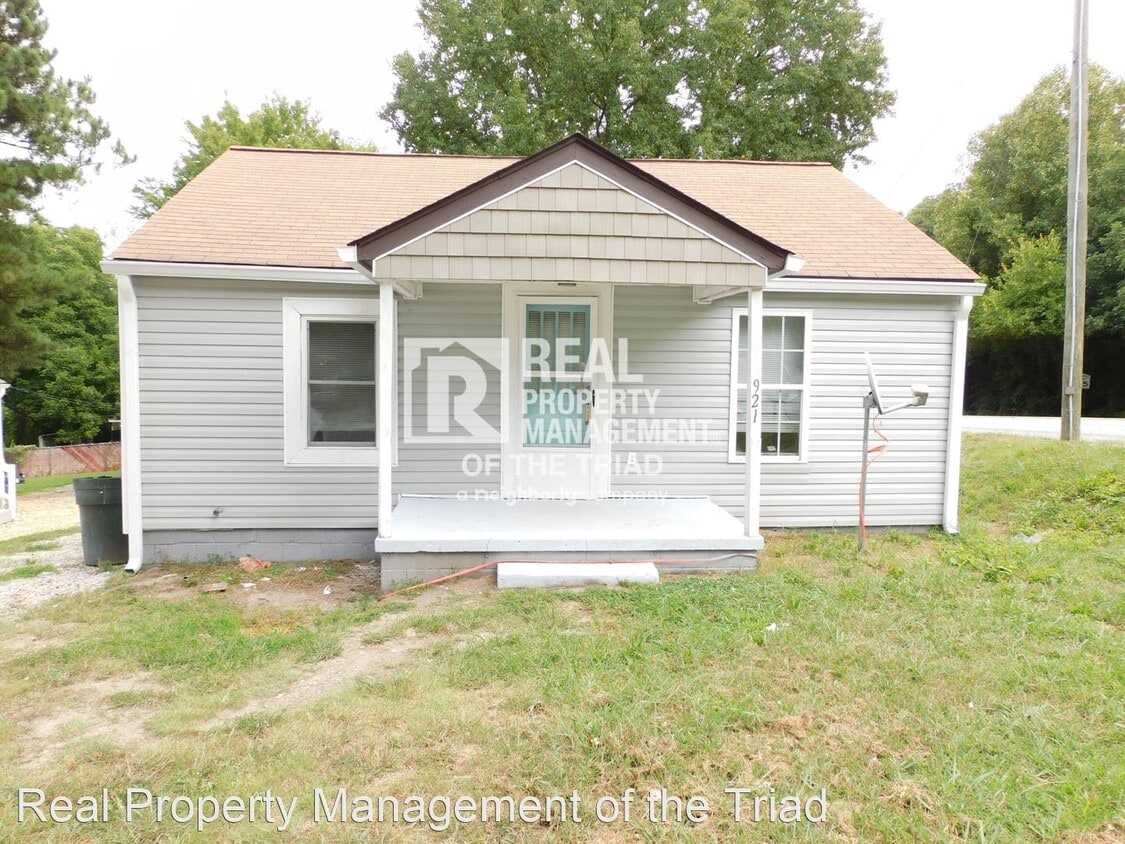 921 Willow Rd, Greensboro, NC 27401 House Rental in Greensboro, NC