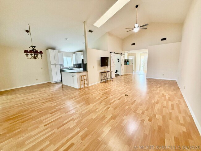 Foto del edificio - 6008 SE Walkers Cay Ct