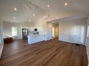 Building Photo - 300 Croft St