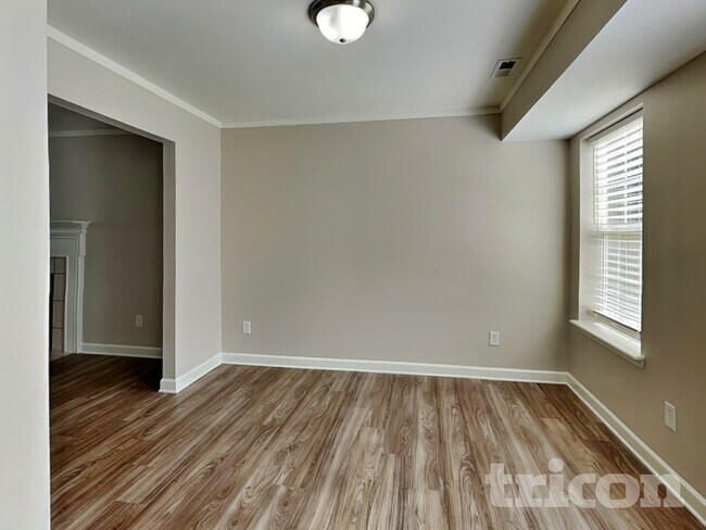 Foto del edificio - 3933 Far West Dr