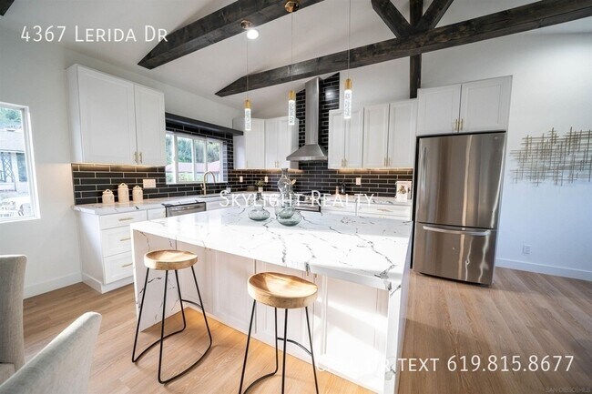 Building Photo - 4367 Lerida Dr