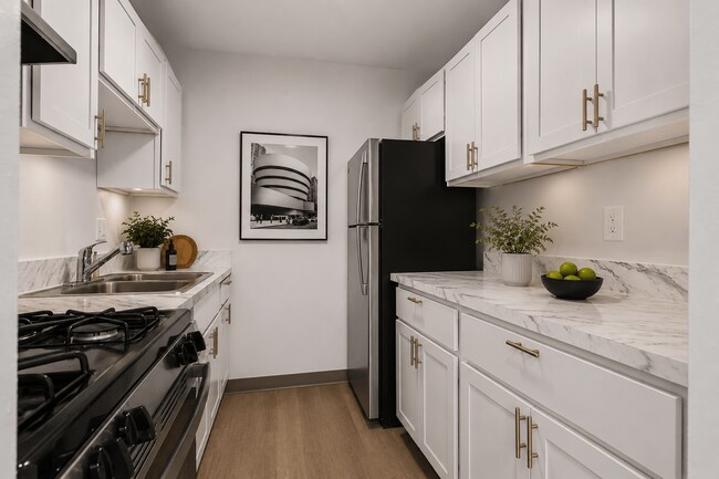 Foto del edificio - Six Trails Apartments - Saline, MI