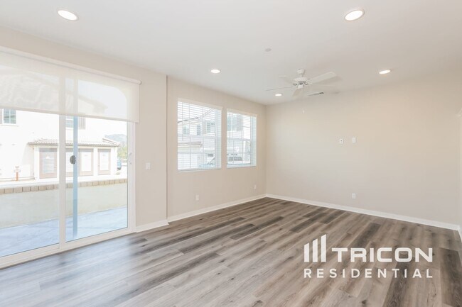 Building Photo - 24701 Tesoro Ct