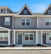 Building Photo - 352 Front Rdg Cir