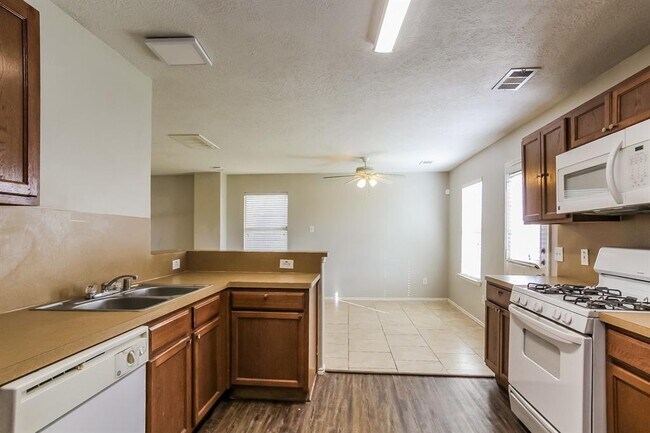 Foto del edificio - 17410 Wigeon Way Dr