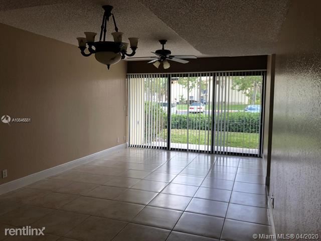 Foto del edificio - 3 br, 2 bath  - 1561 Balfour Point Dr