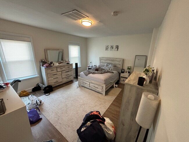 Bedroom 1 - 200 E Hector St