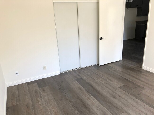 Foto del edificio - 810 Fedora St