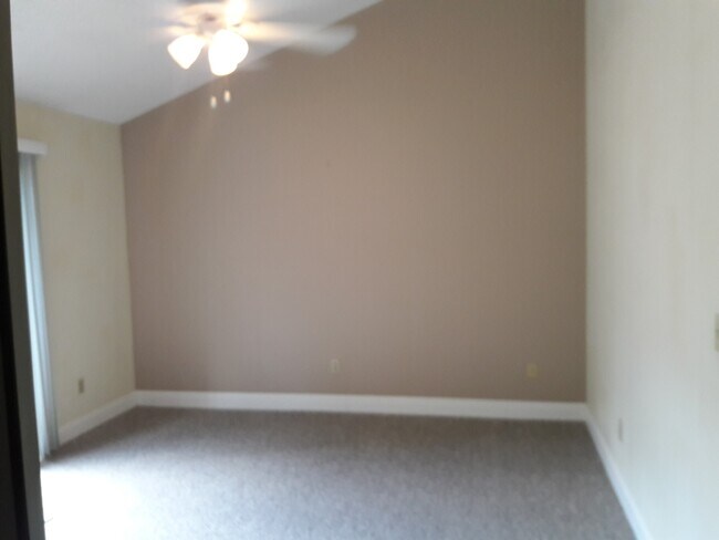 Foto del edificio - 401 Sandlewood Cove