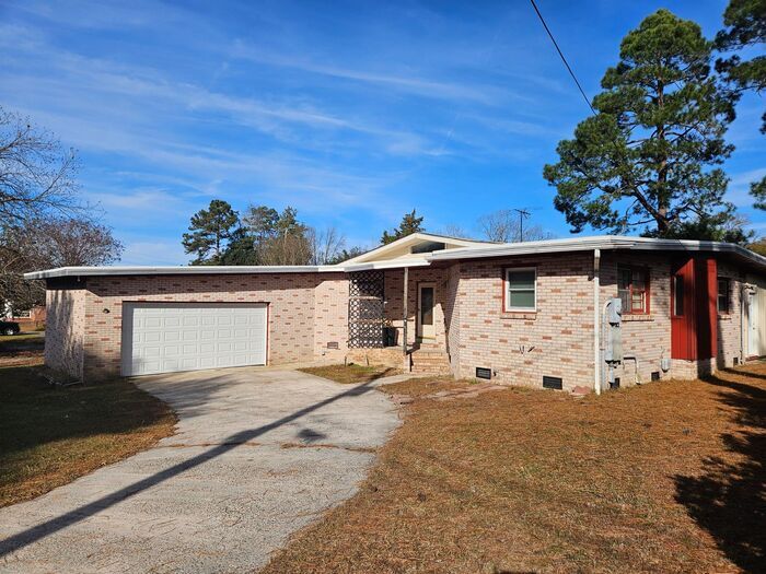 Foto principal - 117 Autumn Ln