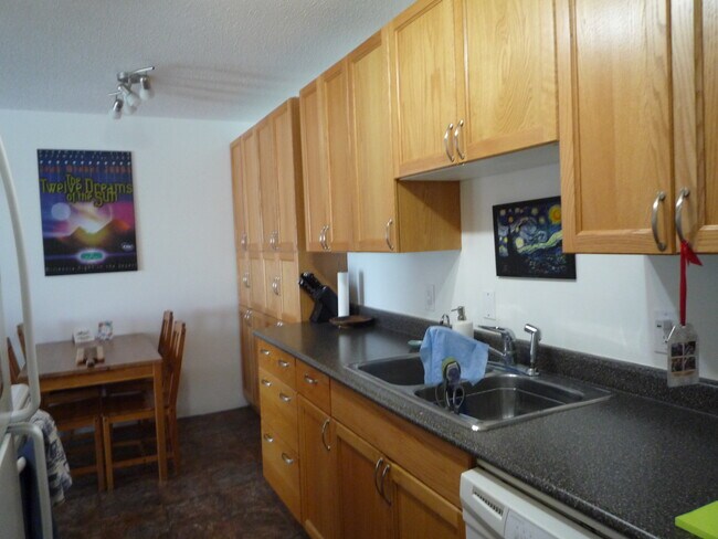 Photo du bâtiment - 252 2nd St W