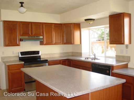 Building Photo - 7610 Montane Dr