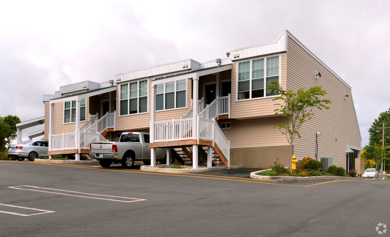 Primary Photo - Lansdale Apartments