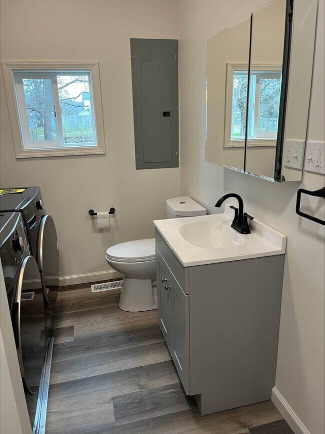 Foto del edificio - 2053 Ohio Ave