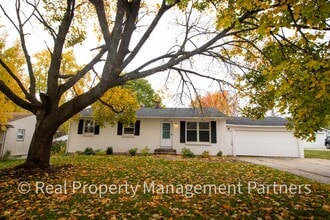 Building Photo - 1849 Covington Dr SE