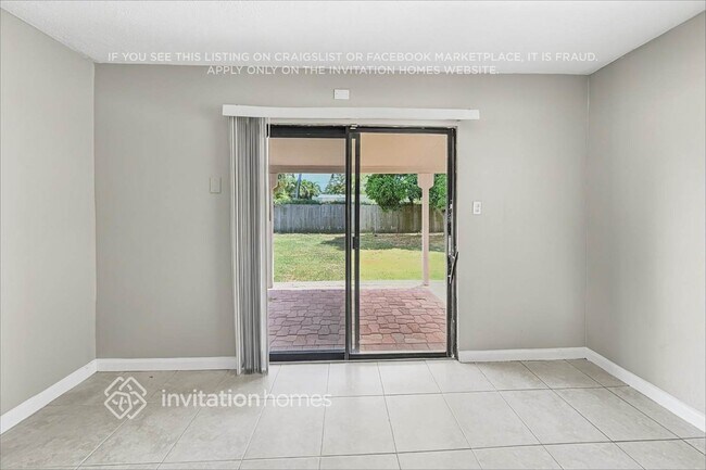 Foto del edificio - 458 NE 38th St