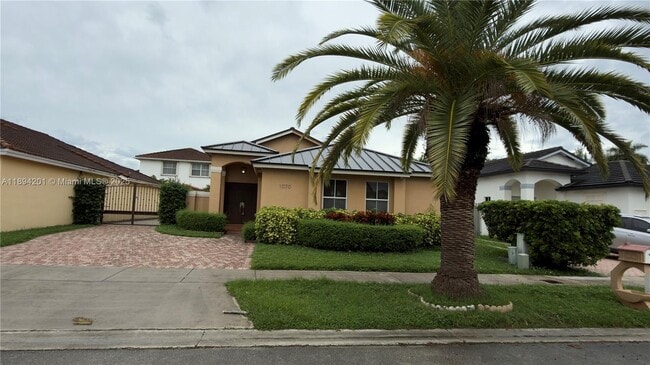 Building Photo - 1070 NW 129th Pl
