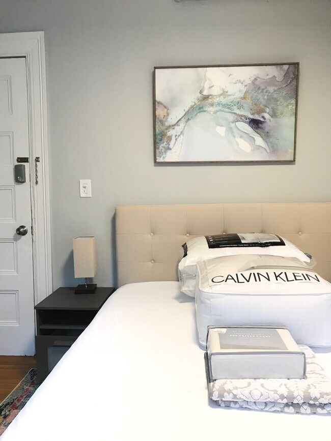 Building Photo - 50 Irving St