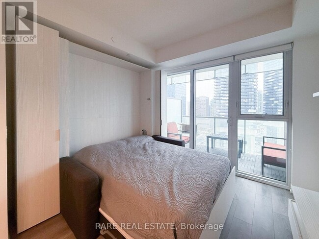 Building Photo - 15 Lower Jarvis St