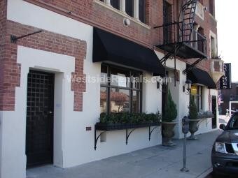 Primary Photo - 564 N Larchmont Blvd