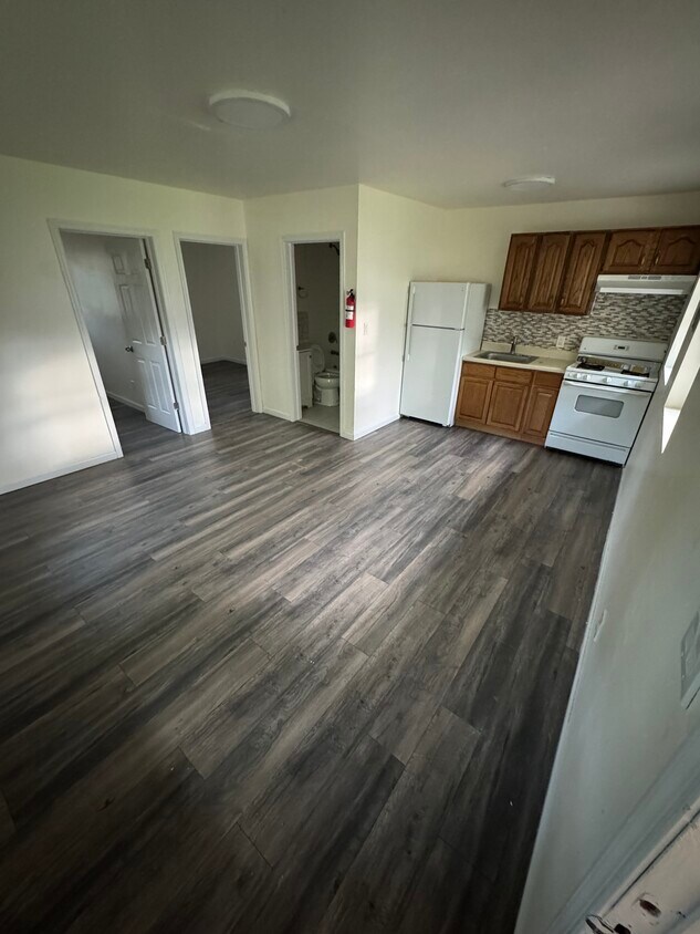 Foto principal - 27 Hillside Ave