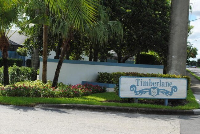 Foto del edificio - 502  Timberlane Circle