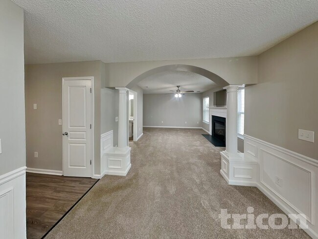 Foto del edificio - 111 Darbys Run Way