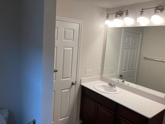 Foto del edificio - 1833 Elderberry St