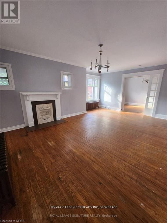 Building Photo - 323 Queenston St
