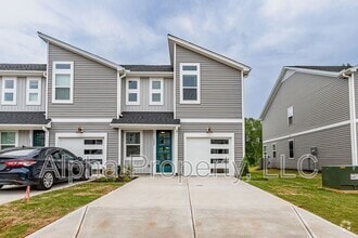 Building Photo - 1226 Westgate Vlg Dr