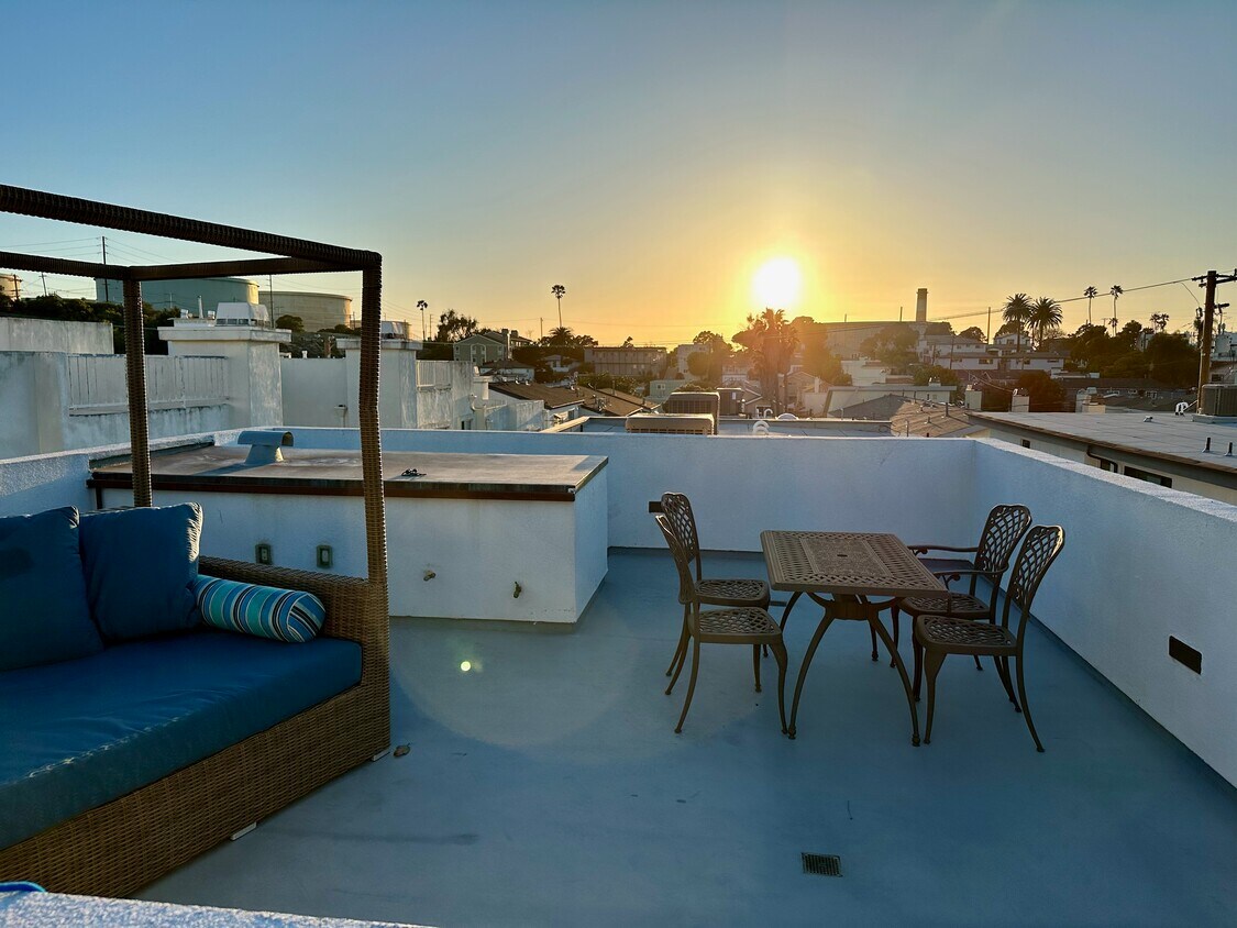 135 Virginia St, El Segundo, CA 90245 Townhome Rentals in El Segundo