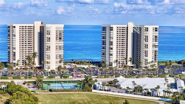 Building Photo - 9550 S Ocean Dr