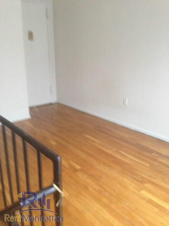 Building Photo - 1729 1st Ave
