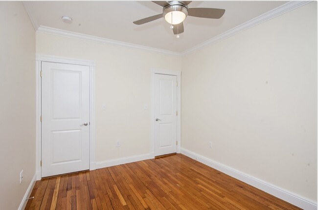 Building Photo - 33 Walbridge St