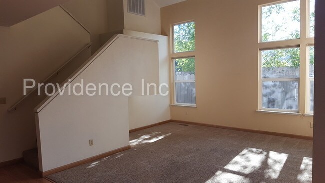 Building Photo - 2845 Alpine Creek Rd