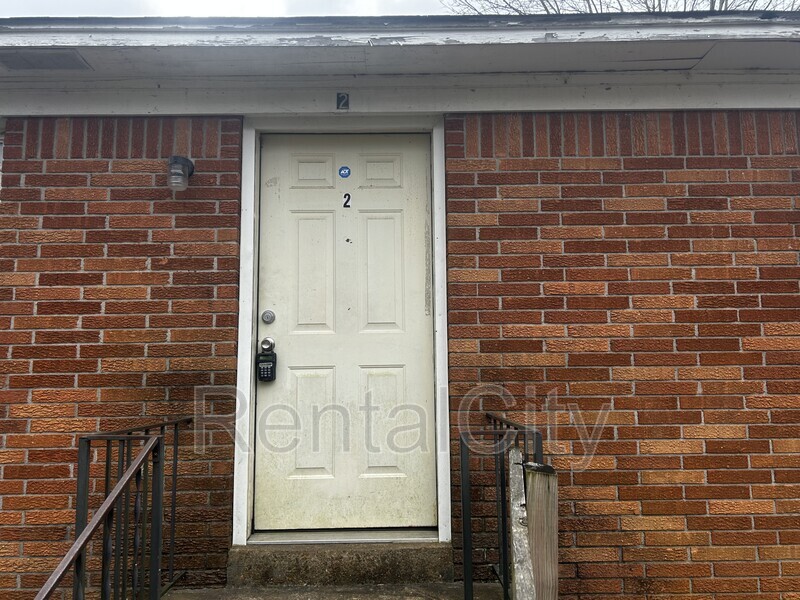 Foto principal - 916 N Monroe Ave